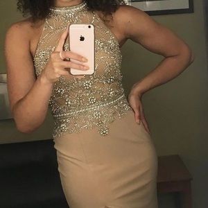 Neutral toned Mac Duggal Gown